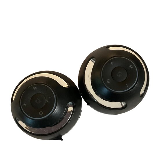 Tikitunes Wireless Bluetooth Outdoor/Indoor Speaker Pair LED Flickering Ambiance - Picture 7 of 9